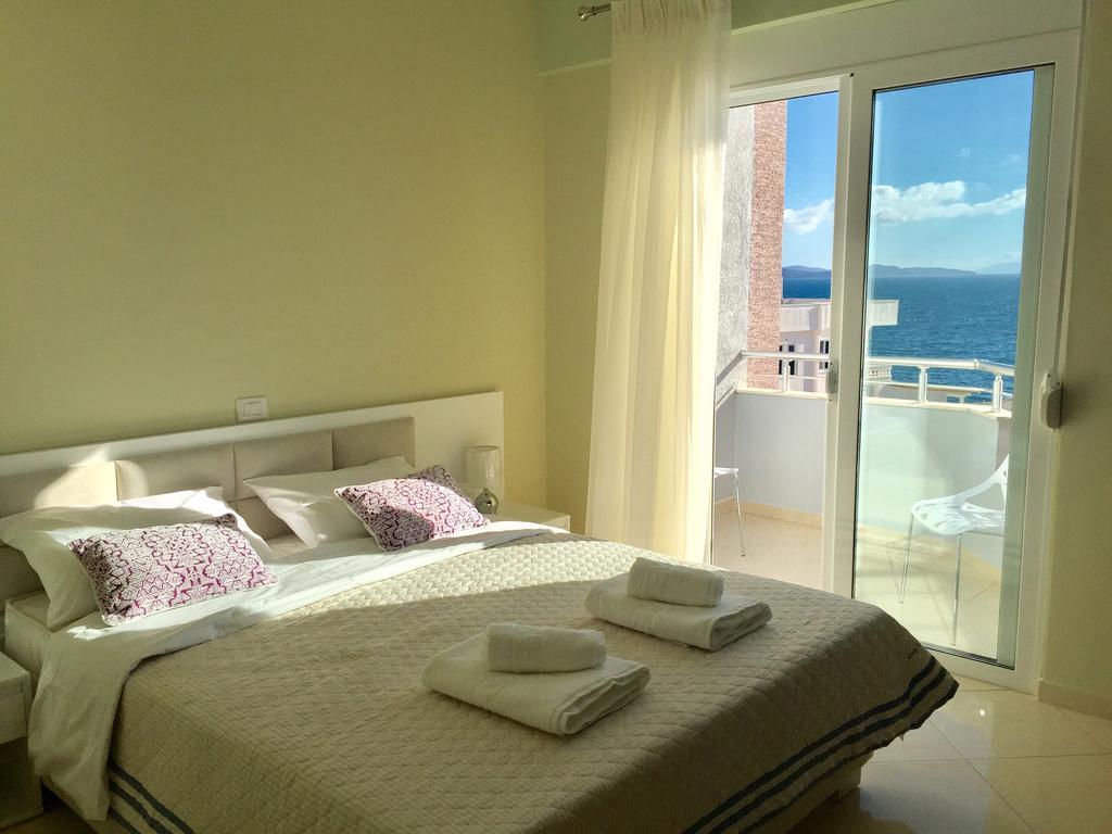 Skyfall Apartment Sarandë Exterior foto